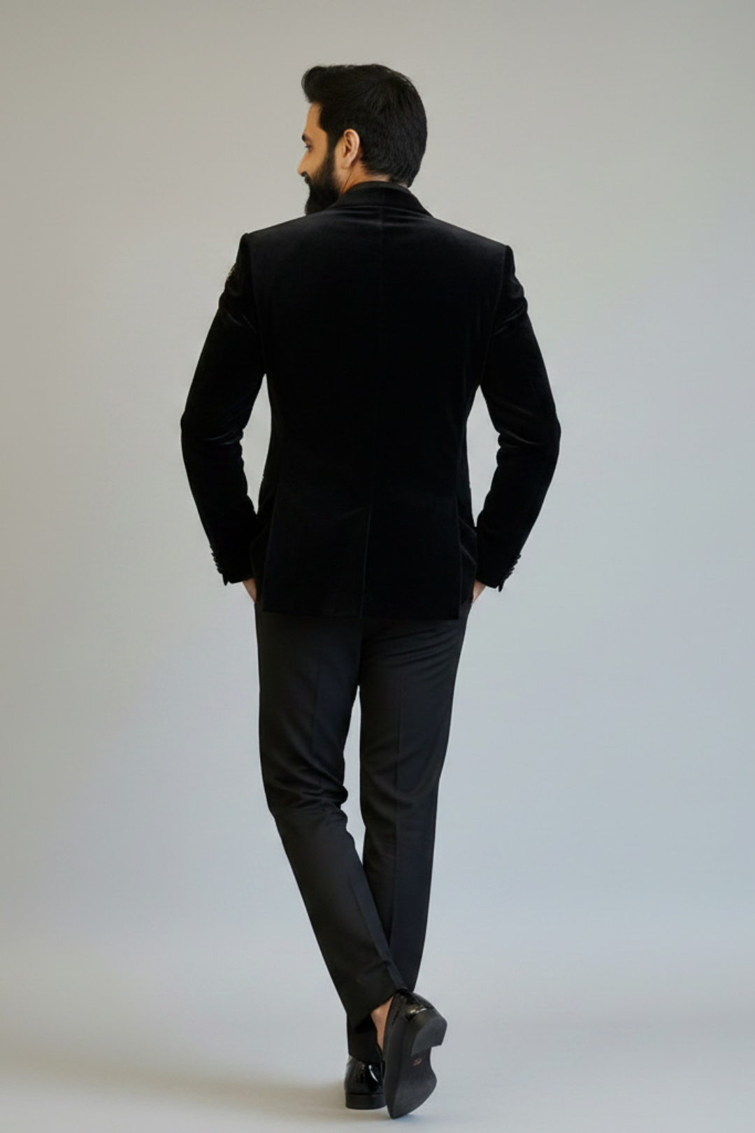 Black Embellished Men’s Party Wear Suit – Luxury Designer Blazer for Reception & Cocktail Events