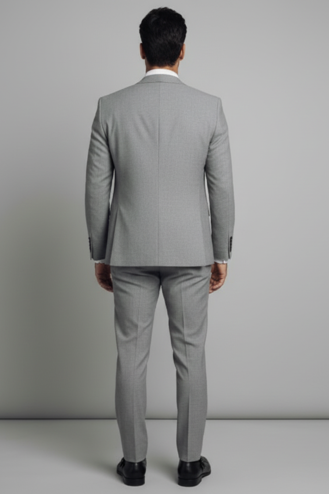 Light Grey Three Piece Suit for Men – Slim Fit Wedding & Business Formal Suit with Black Waistcoat