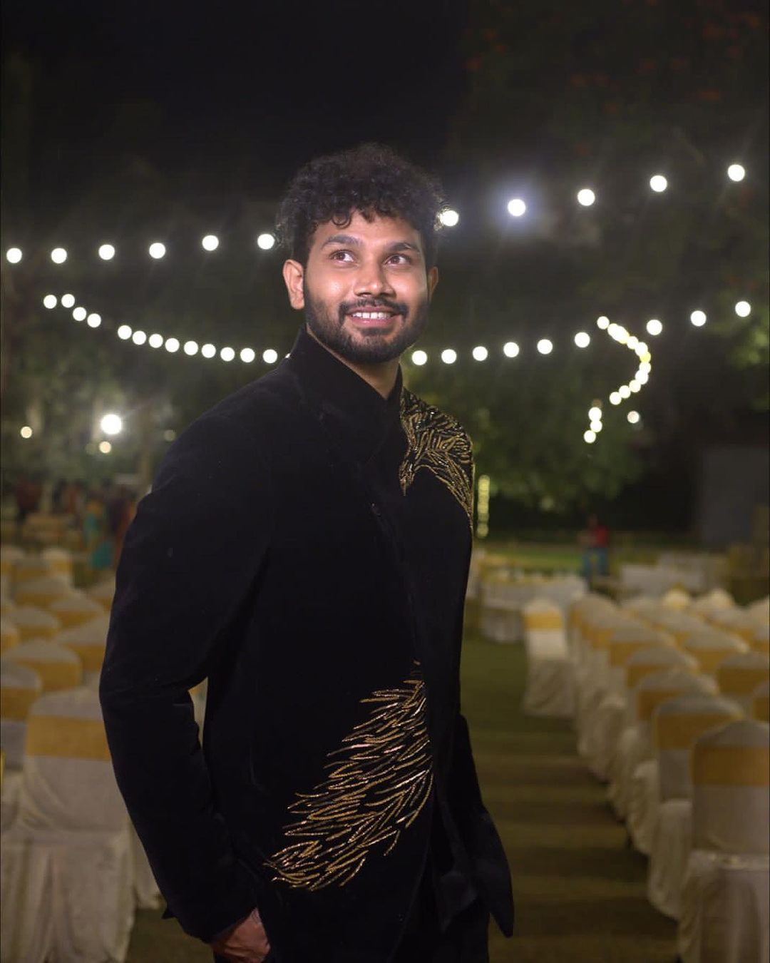 Black Velvet Eagle Embroidered Jodhpuri