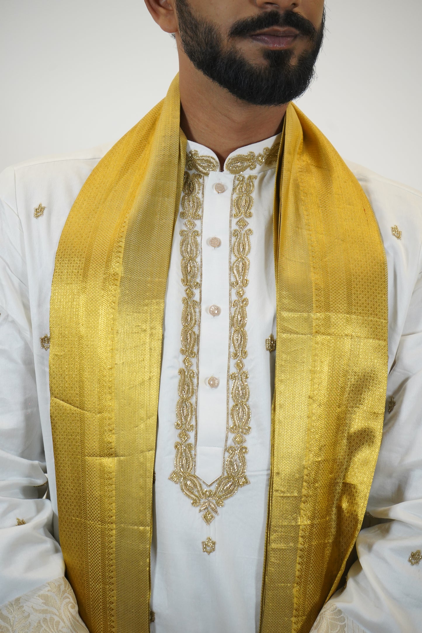 Suvarna Chandari Kurta