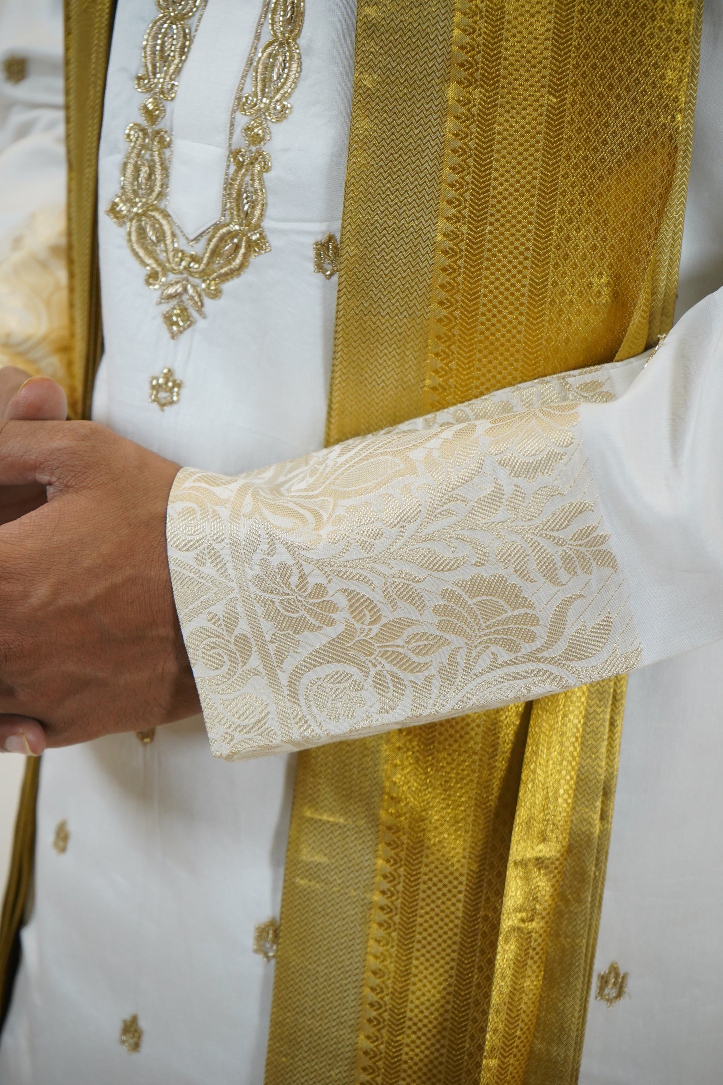 White Embroidered Kurta for Men with Gold Zari Detailing – Elegant Wedding & Festive Ethnic Wear