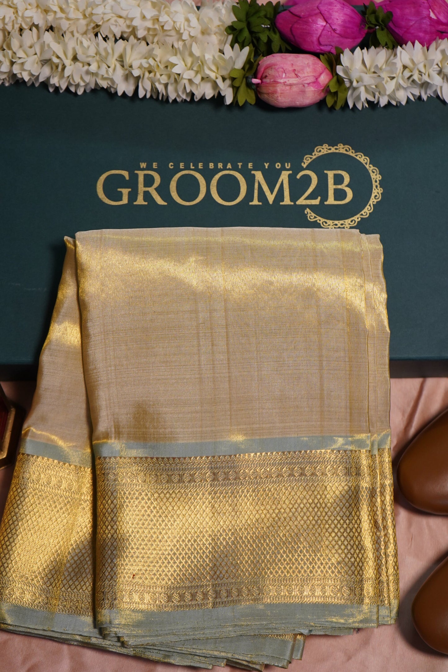 Men’s Kanchi Tissue Pattu Pancha in Dark gold