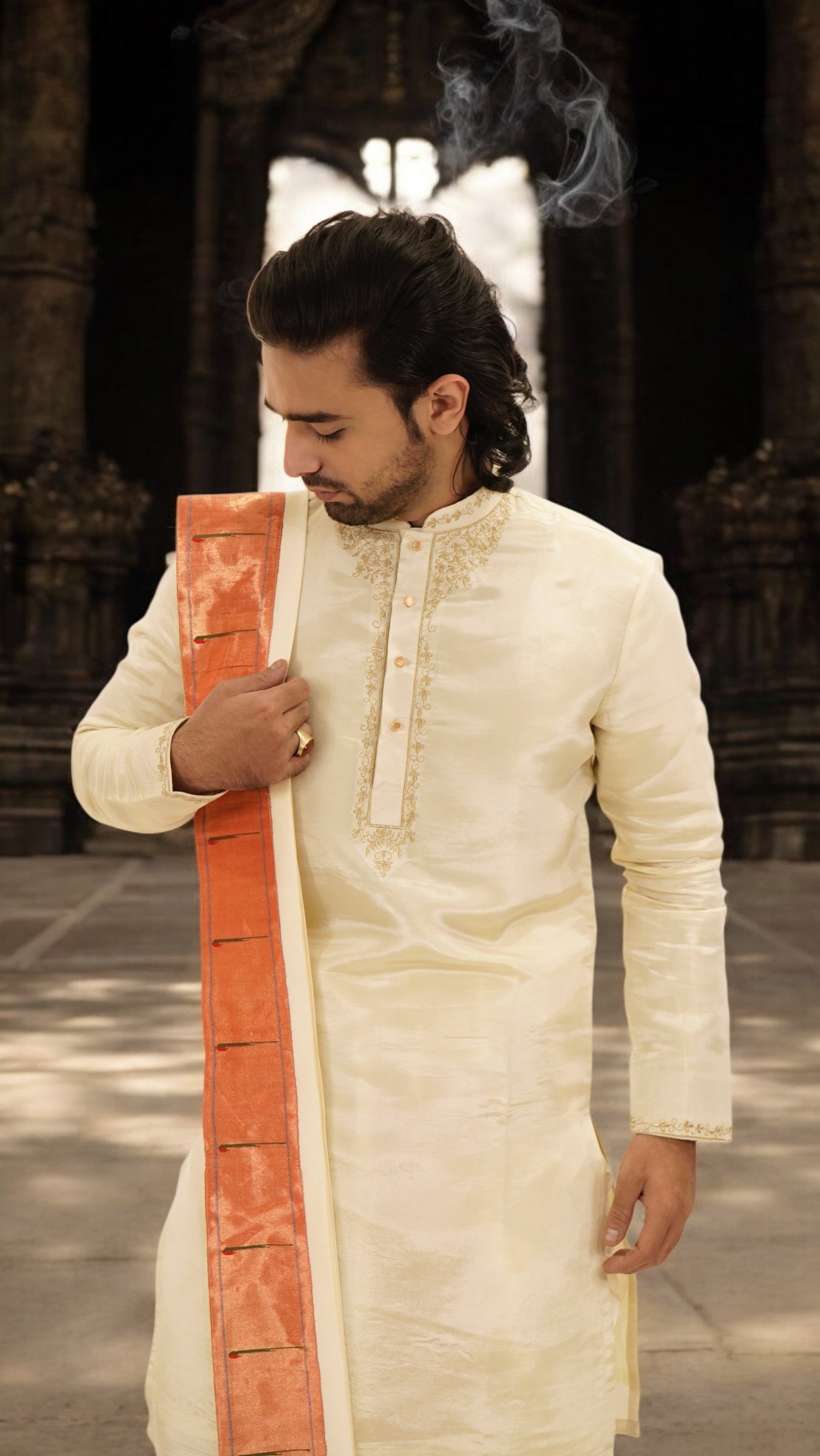 Light gold tissue Pattu Pancha set with Paithani border