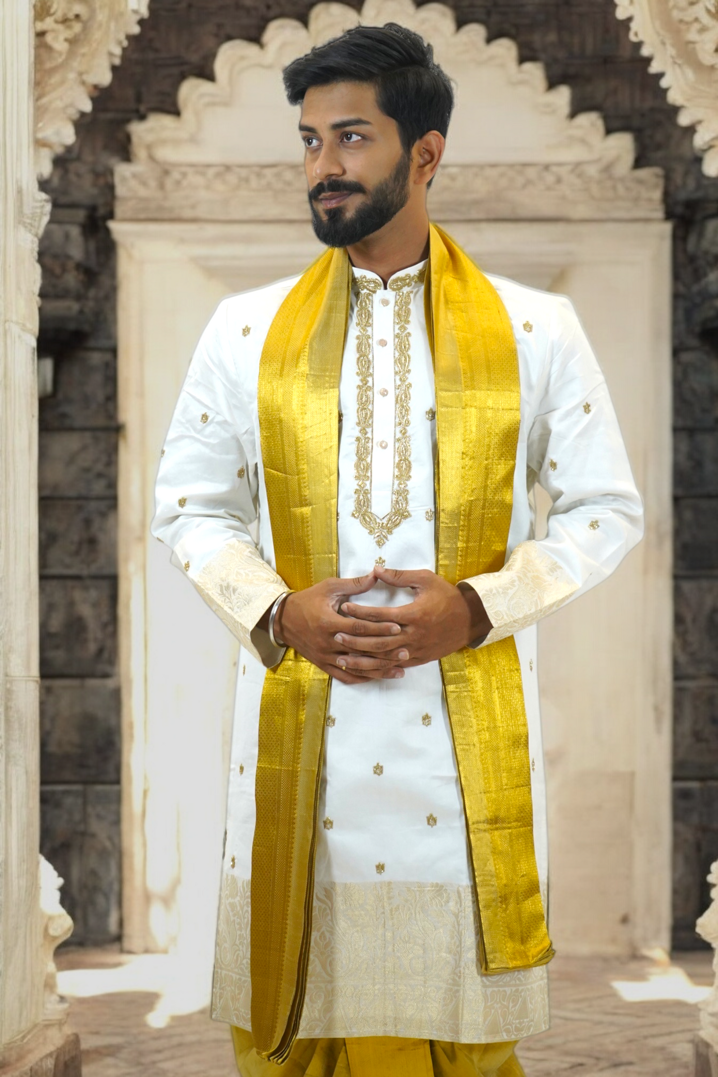 Suvarna Chandari Kurta