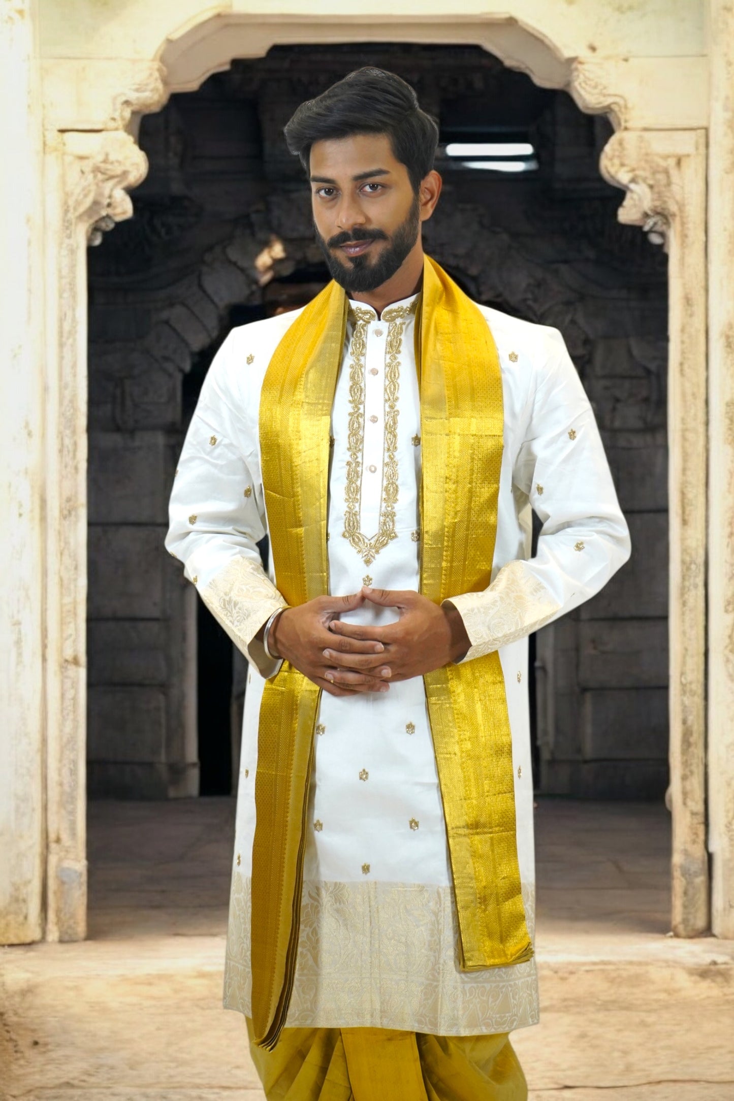 Suvarna Chandari Kurta