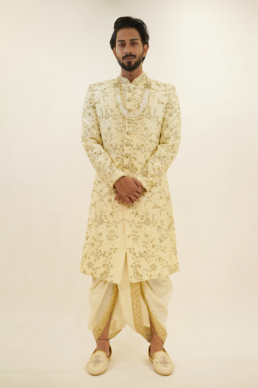 Paisley pattern sherwani with zardozi work