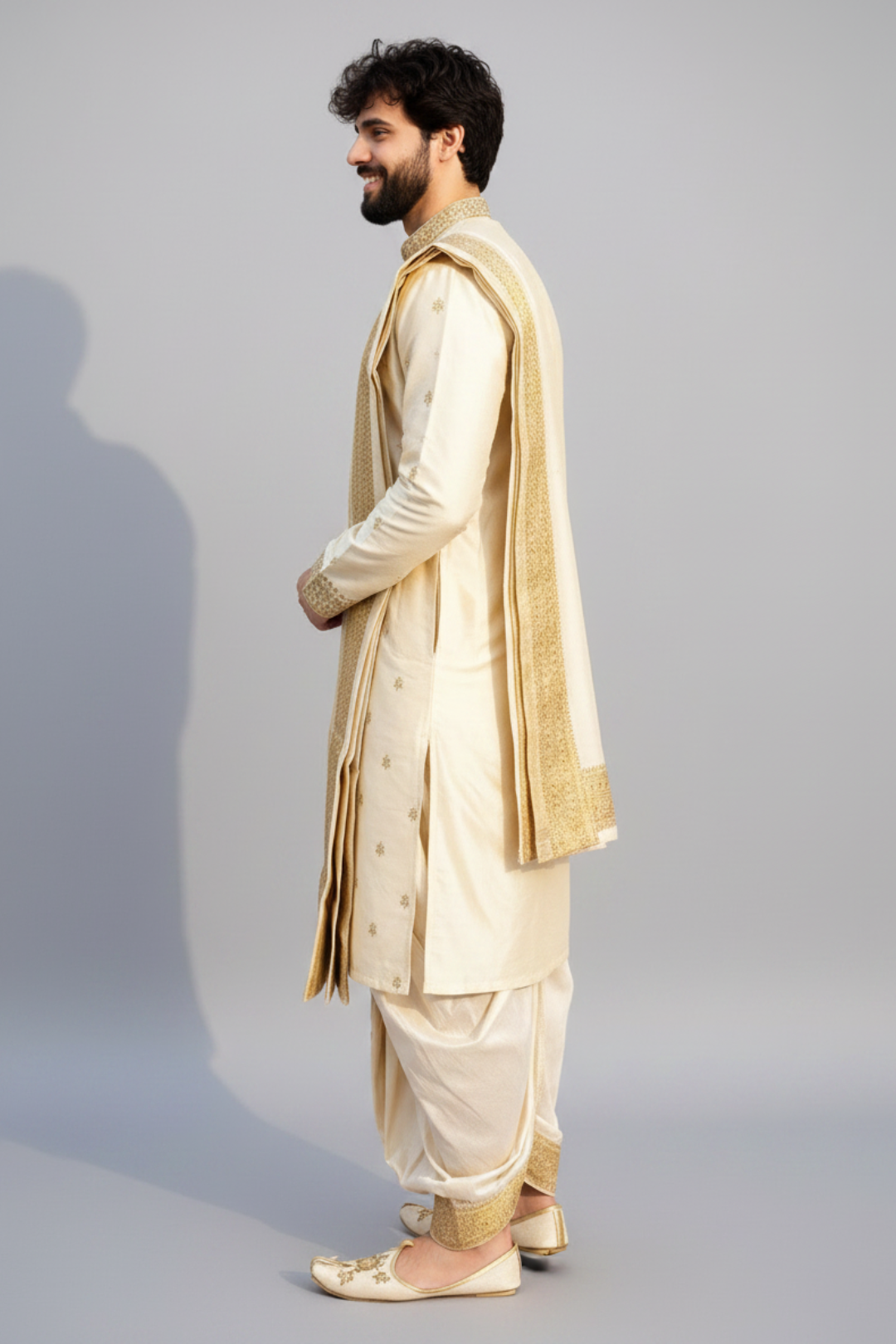 Men’s Ivory Self-Textured Pattu Pancha Set with Embroidered Kurta & Angavastram | Traditional Wedding Wear
