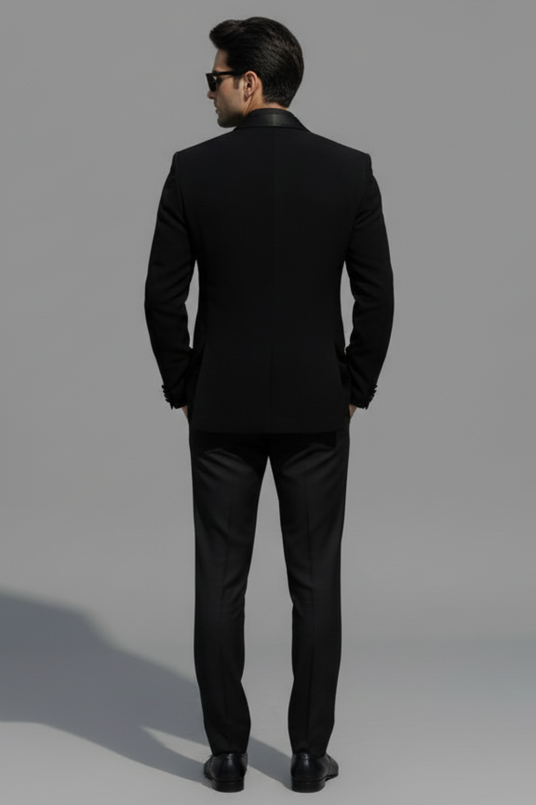 Black Italian Wool Creep Tuxedo