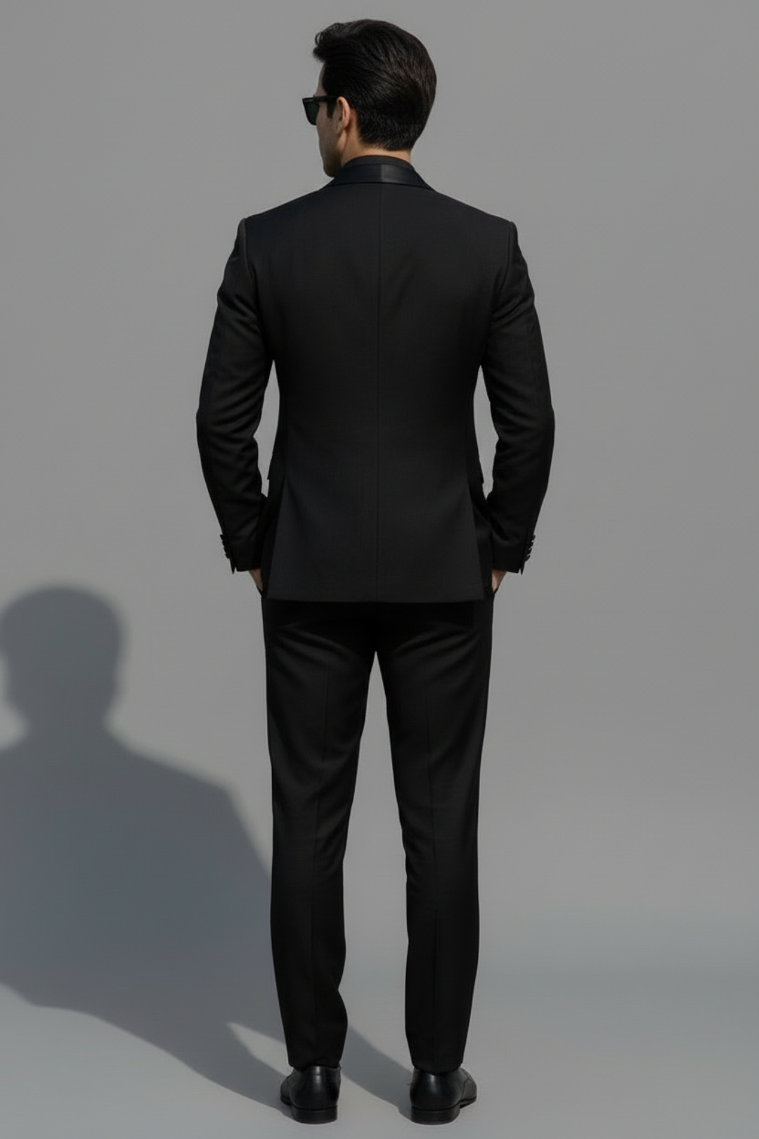 Black Italian Wool-crepe Peak lapel 2-piece tuxedo