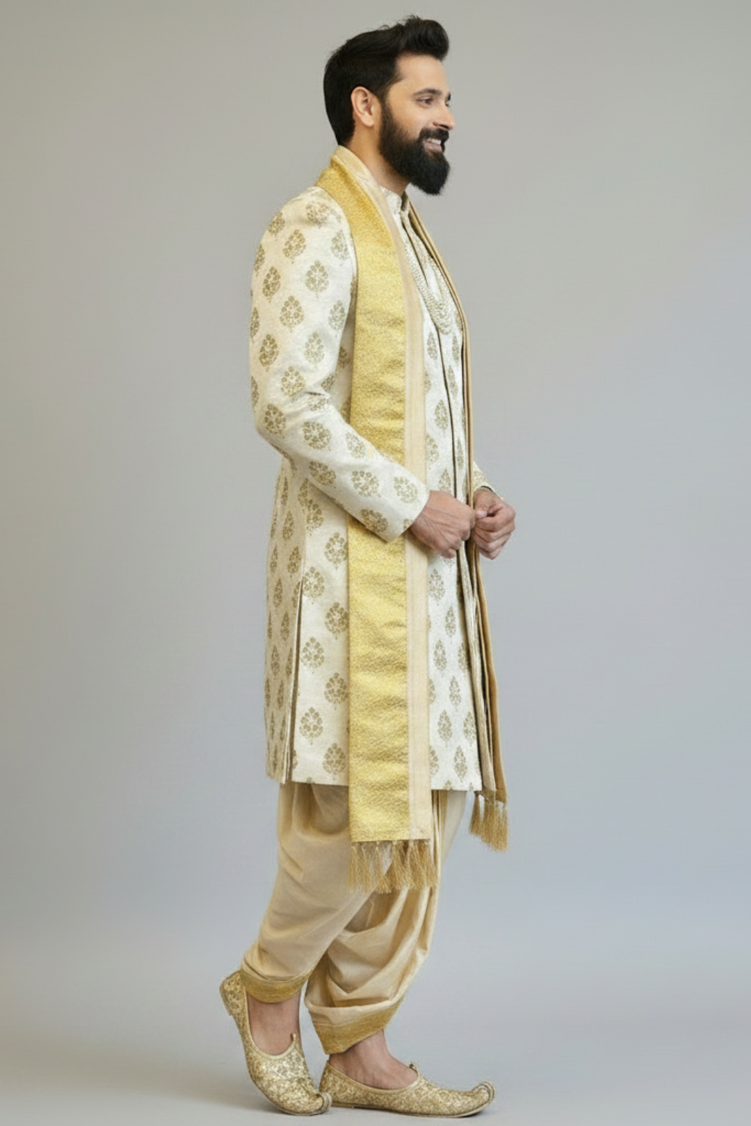 Highlighted Boota sherwani