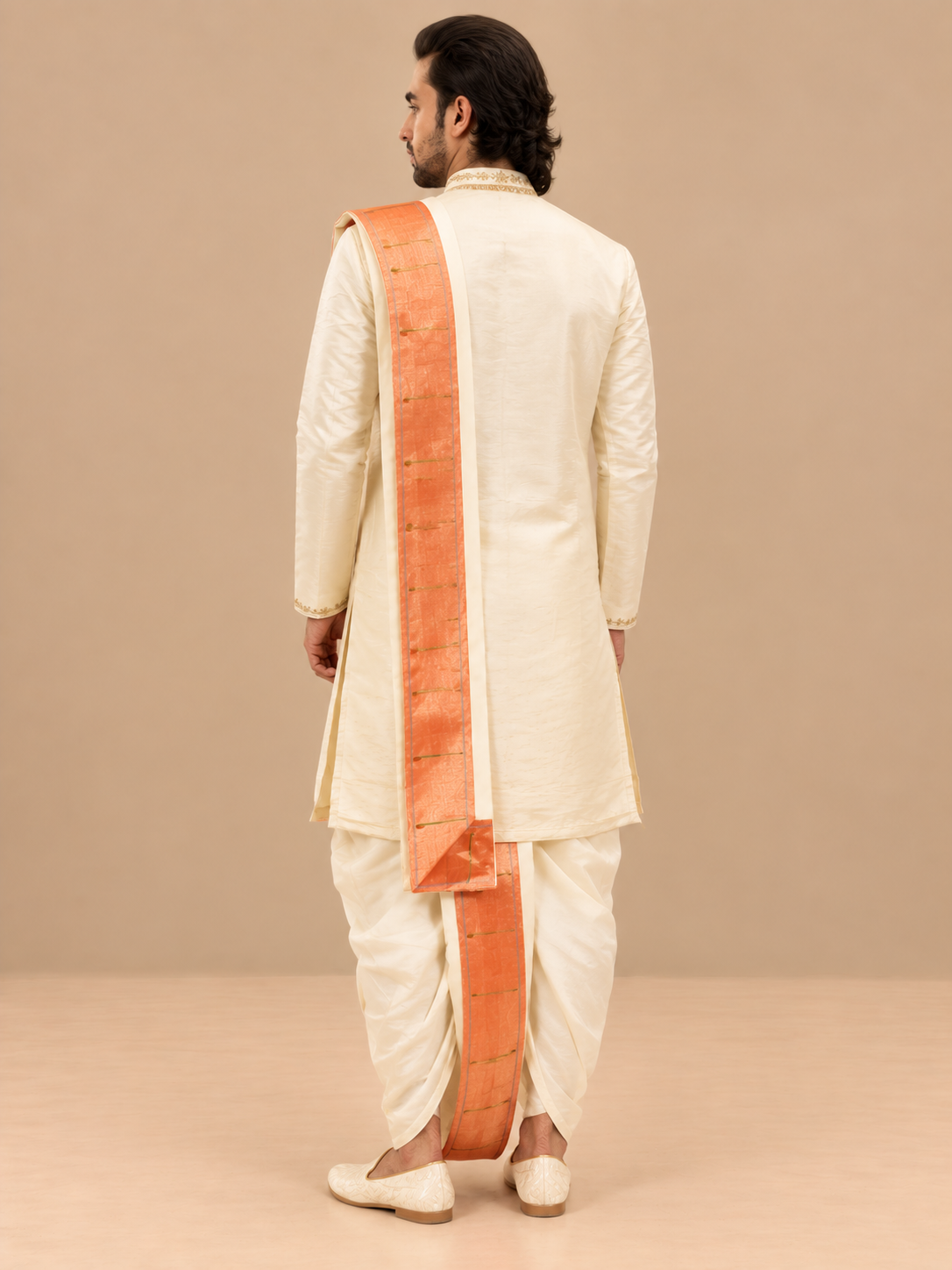 Light gold tissue Pattu Pancha set with Paithani border