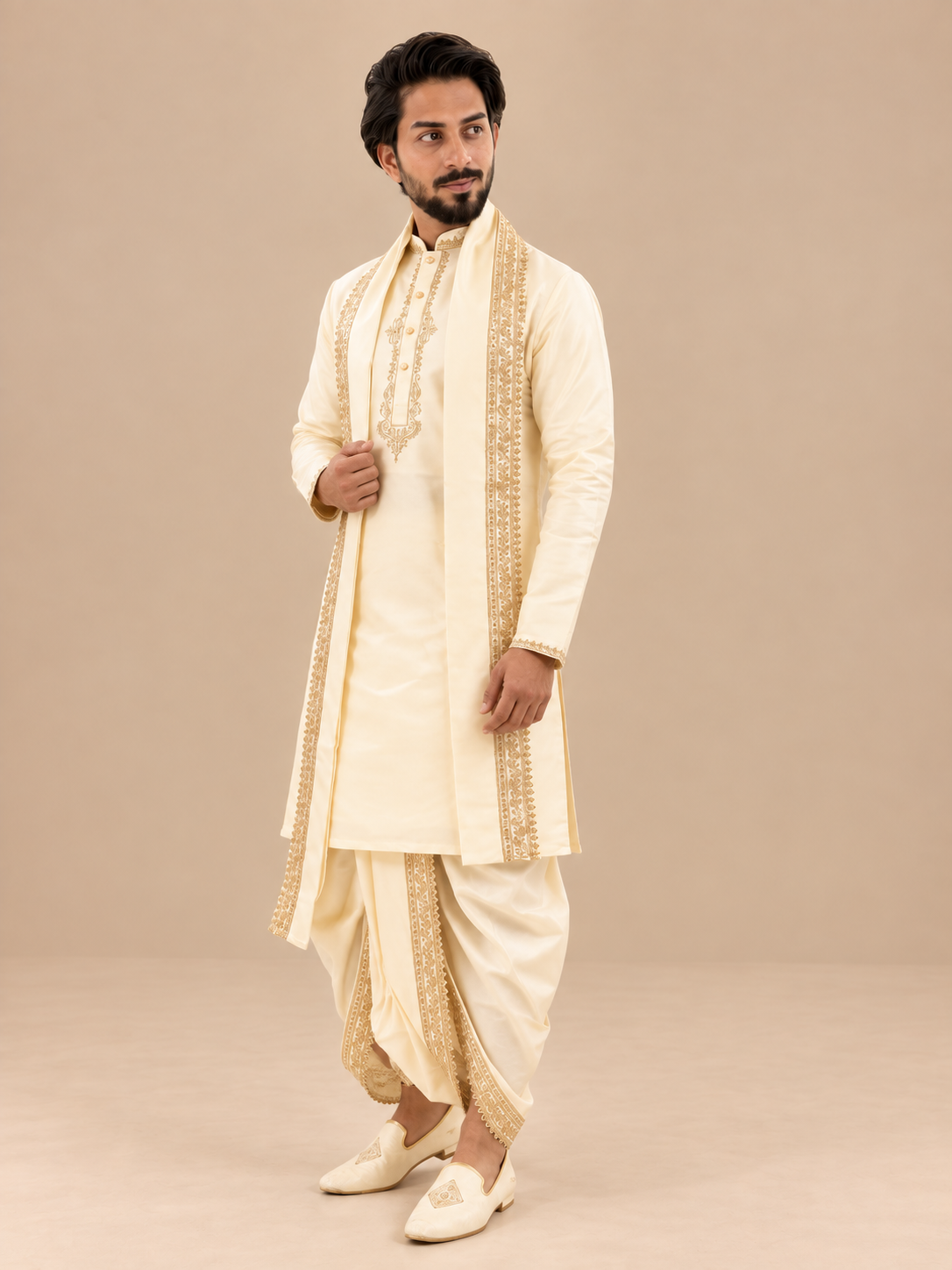 Off White Semi Pattu set With Zari Work