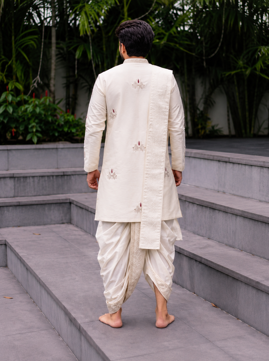 Divya Shankha Chakra Cream Pattu Pancha Set