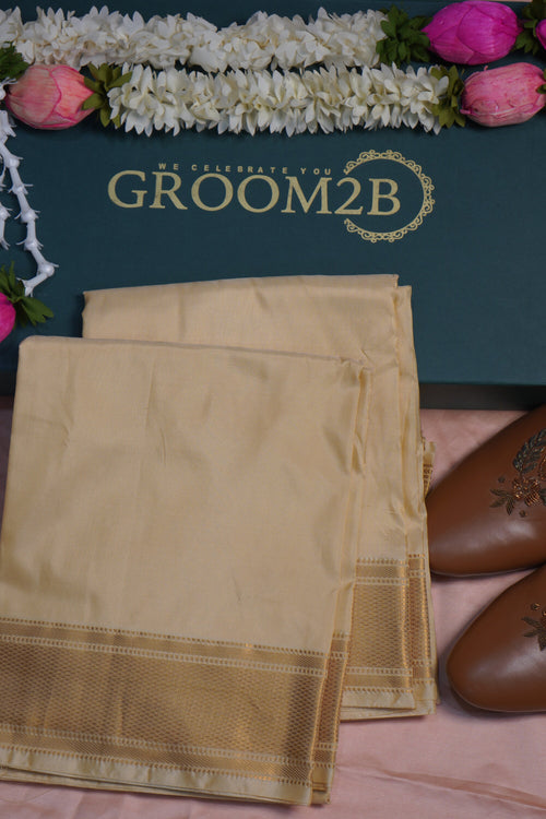 Men’s Pure Pattu Pancha in Sandal Wood Set