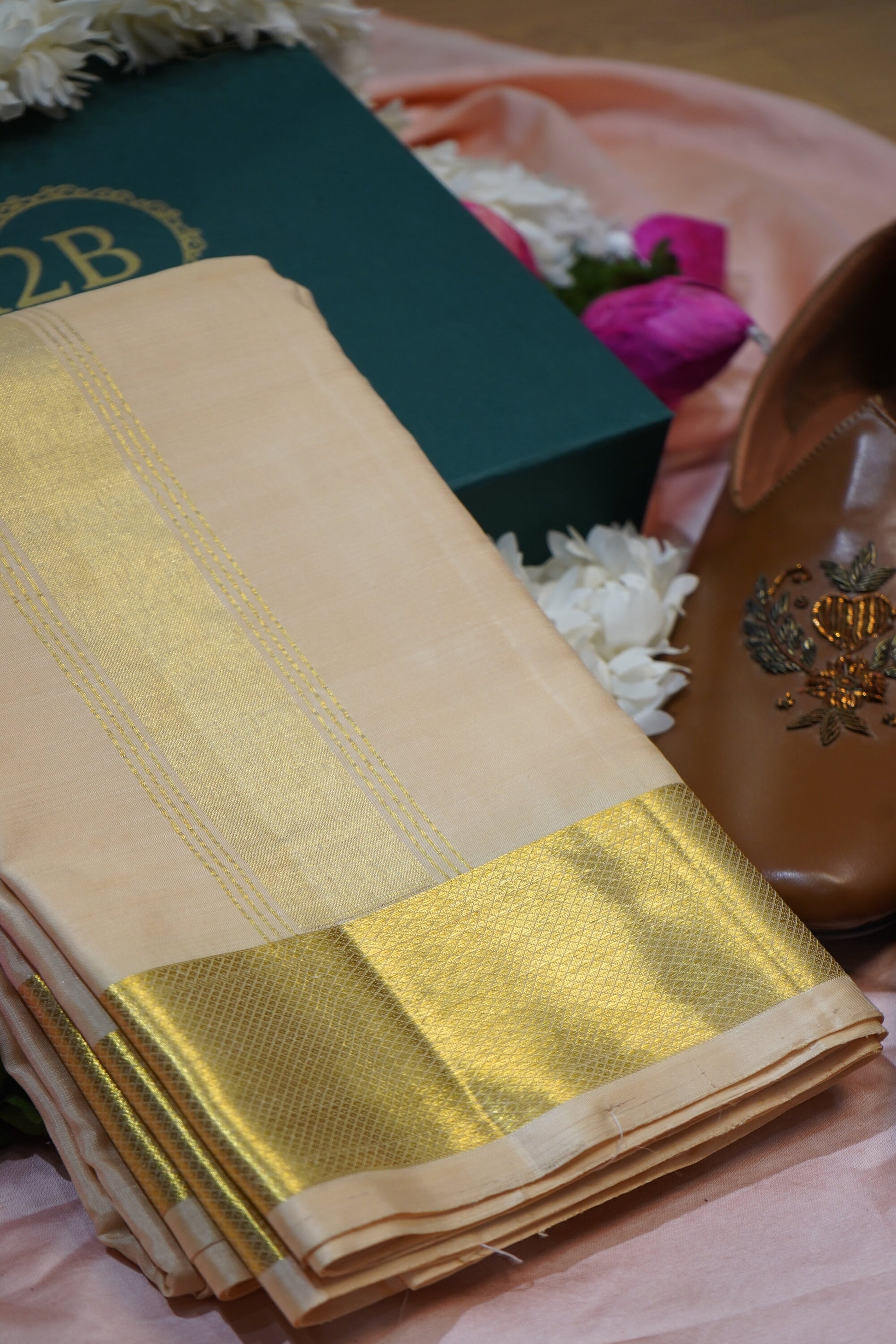Men’s Pure Pattu Pancha in Sandalwood cream