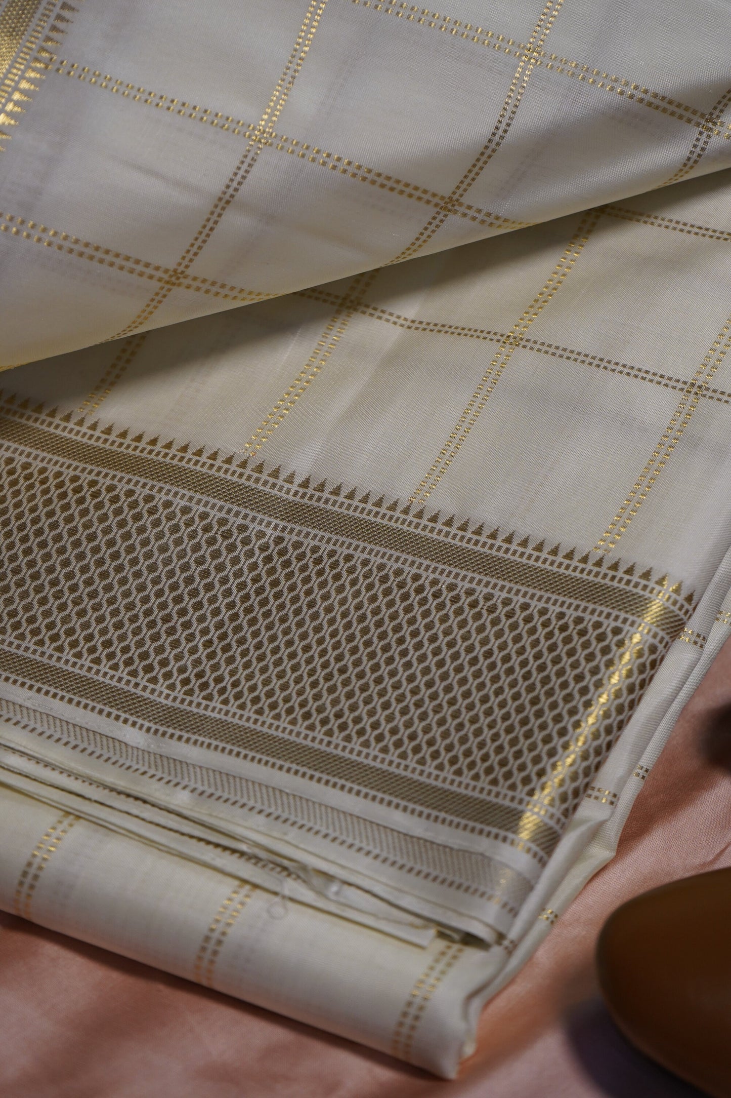 Men’s Pure Pattu Pancha in off white with kanchi cheques Set
