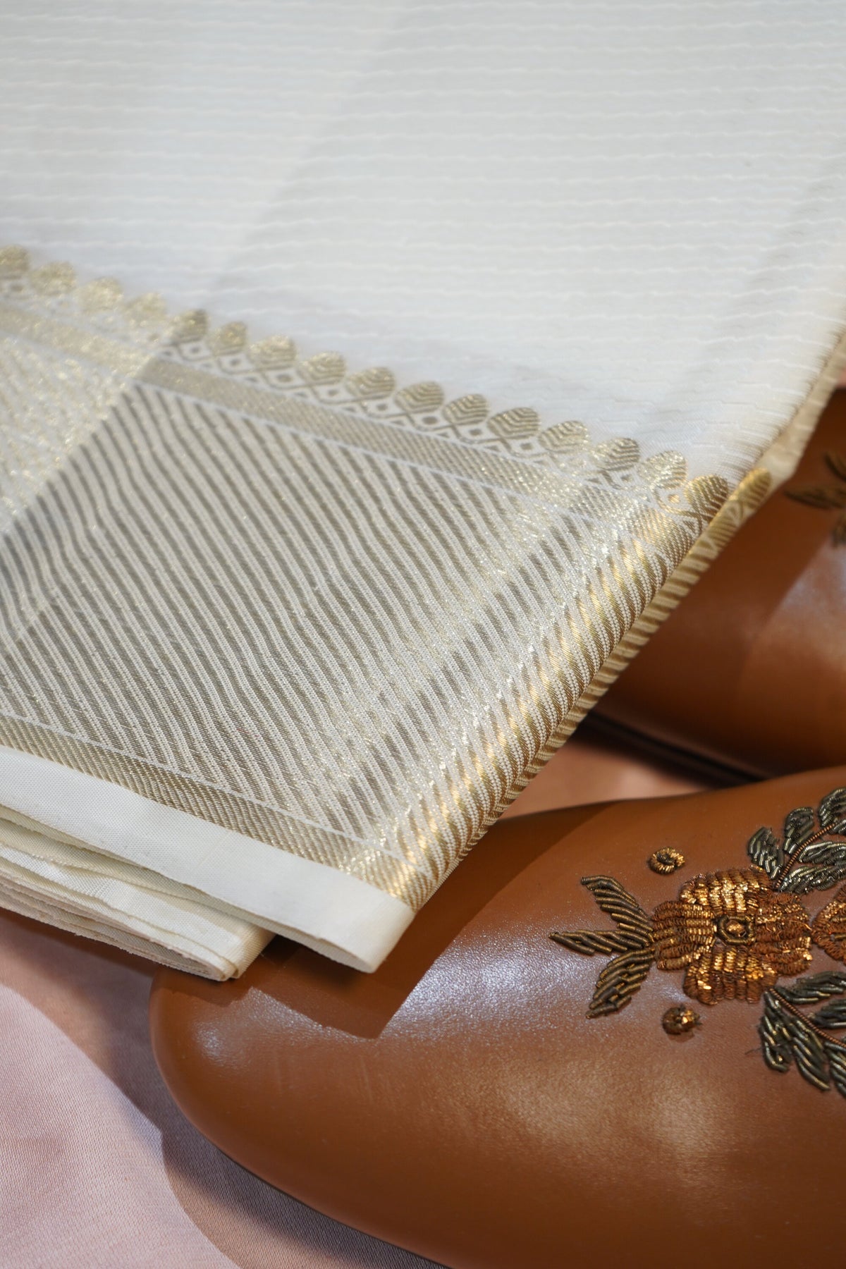 Men’s Pure Pattu Pancha in textured Off-White Set